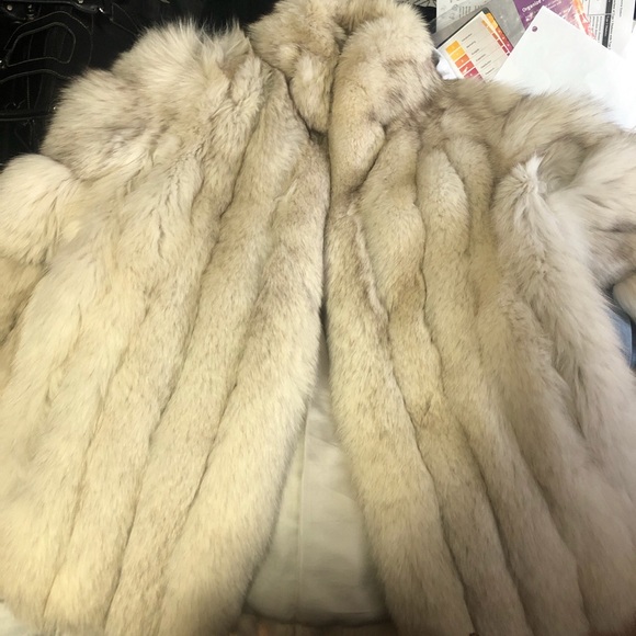 Vintage fox fur coat - Picture 2 of 4